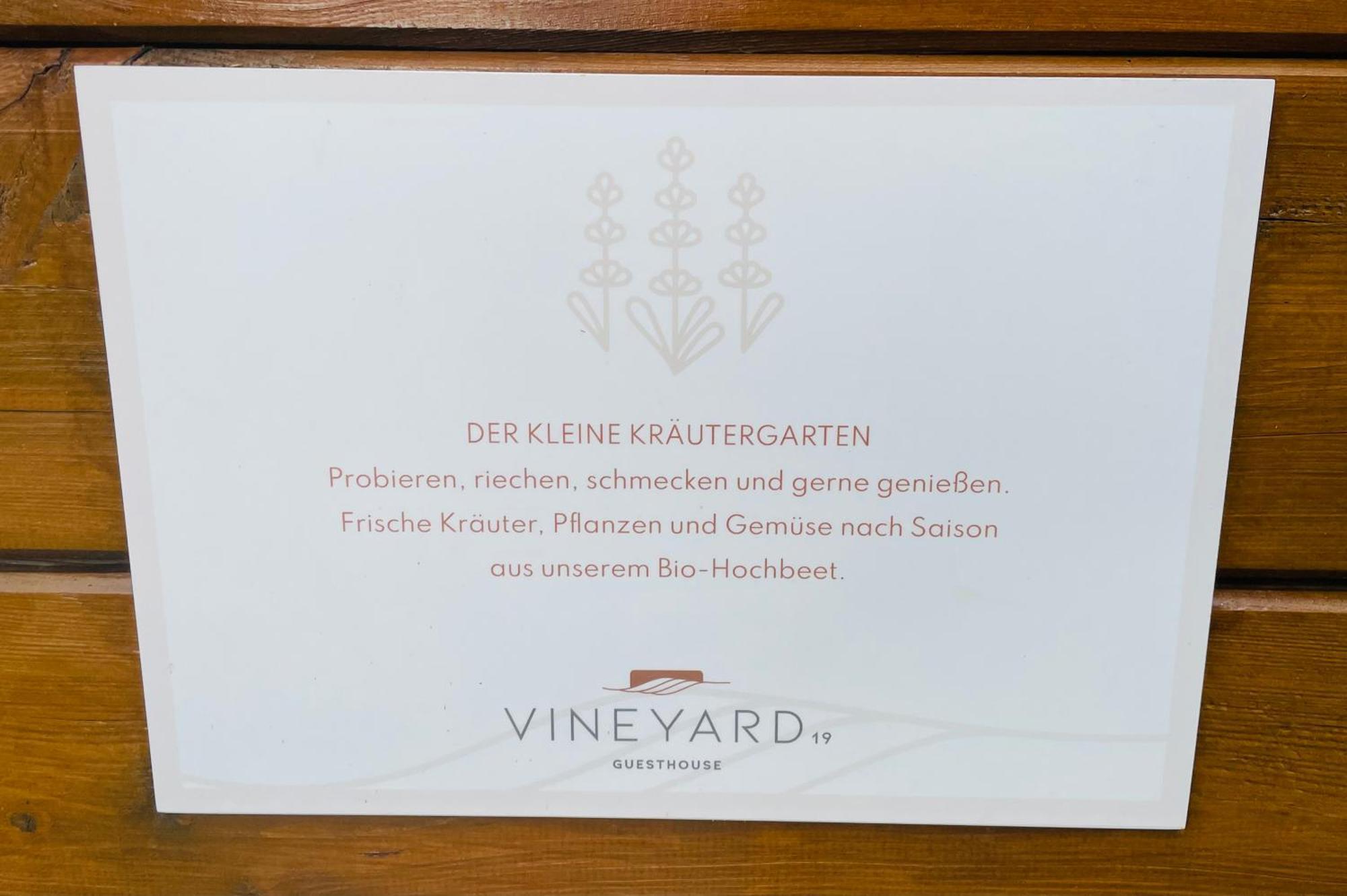 Apartments Vineyard19 Retz Bagian luar foto