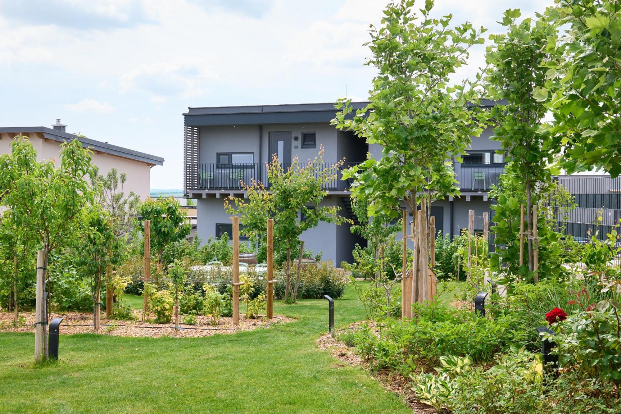 Apartments Vineyard19 Retz Bagian luar foto